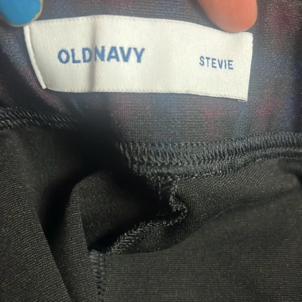 Old Navy High-Waisted Stevie Pintucked Patterned Pants Size Small